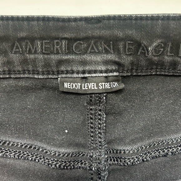 American Eagle Ne(x)t Level Black Faux Ripped High Waisted V-Rise Jean Shorts - Picture 4 of 4